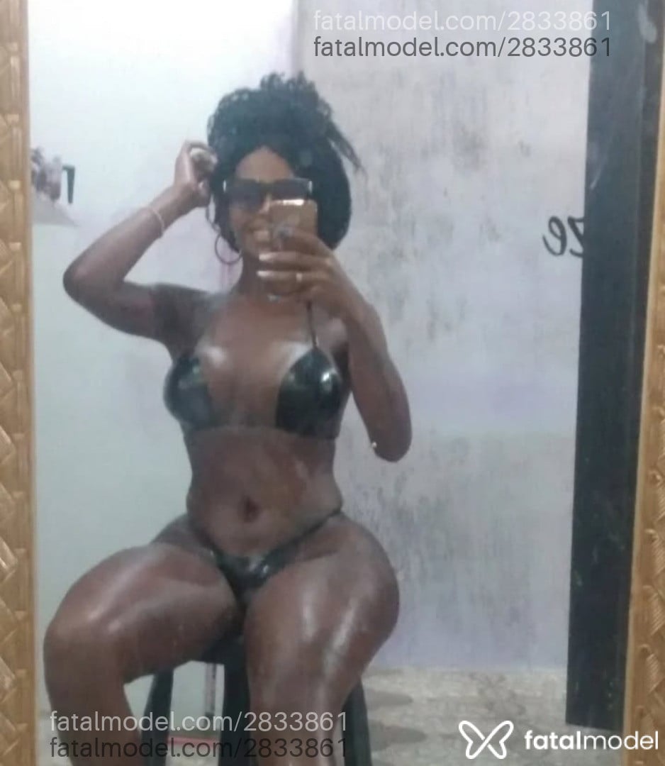 Acompanhante mulher trans morena (o) de olhos castanhos em Canoas - Nikbumbum