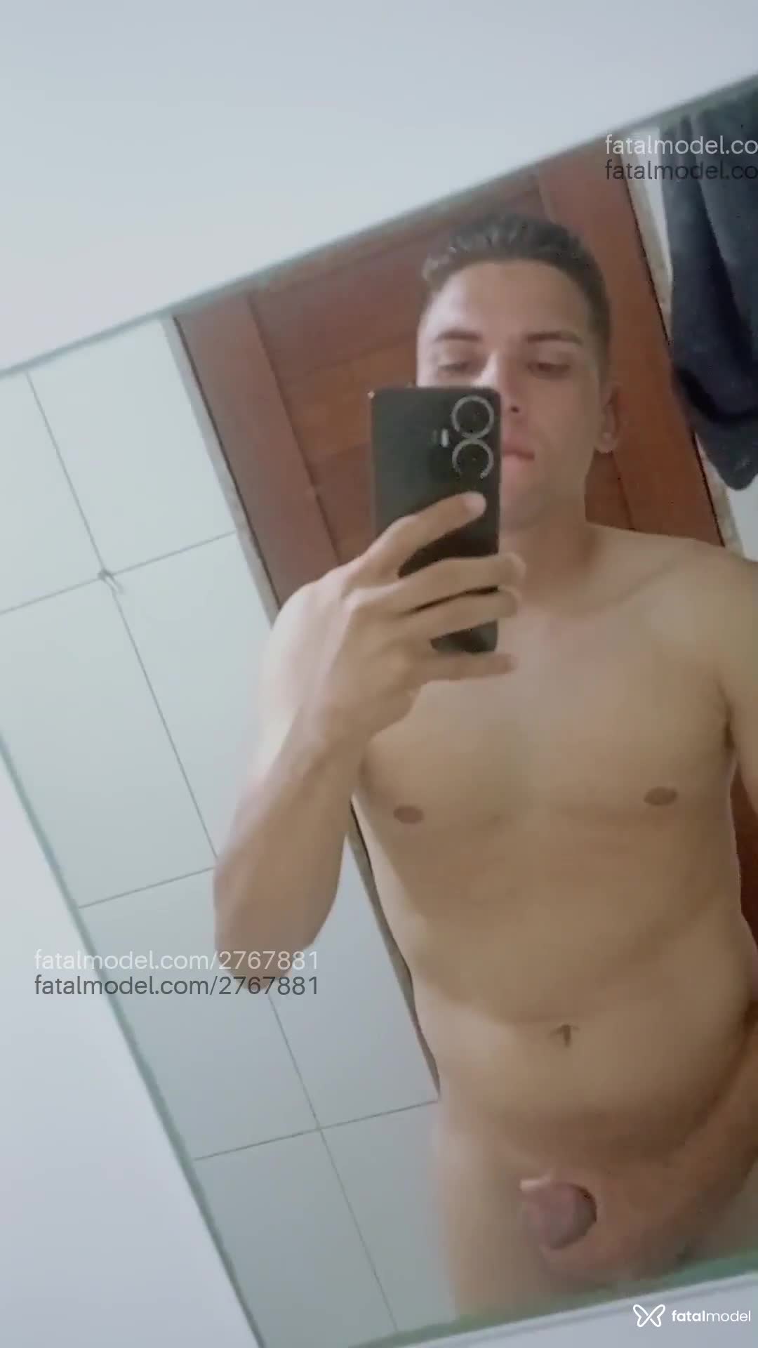 Acompanhante homem morena (o) de olhos castanhos em Natal - Gomes