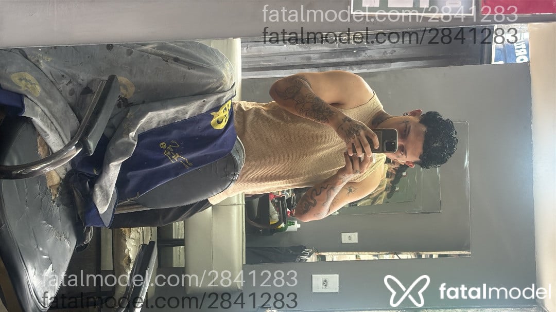 Acompanhante homem morena (o) de olhos castanhos em Rio de Janeiro Acompanhante homem morena (o) de olhos castanhos em Rio de Janeiro - Bryan