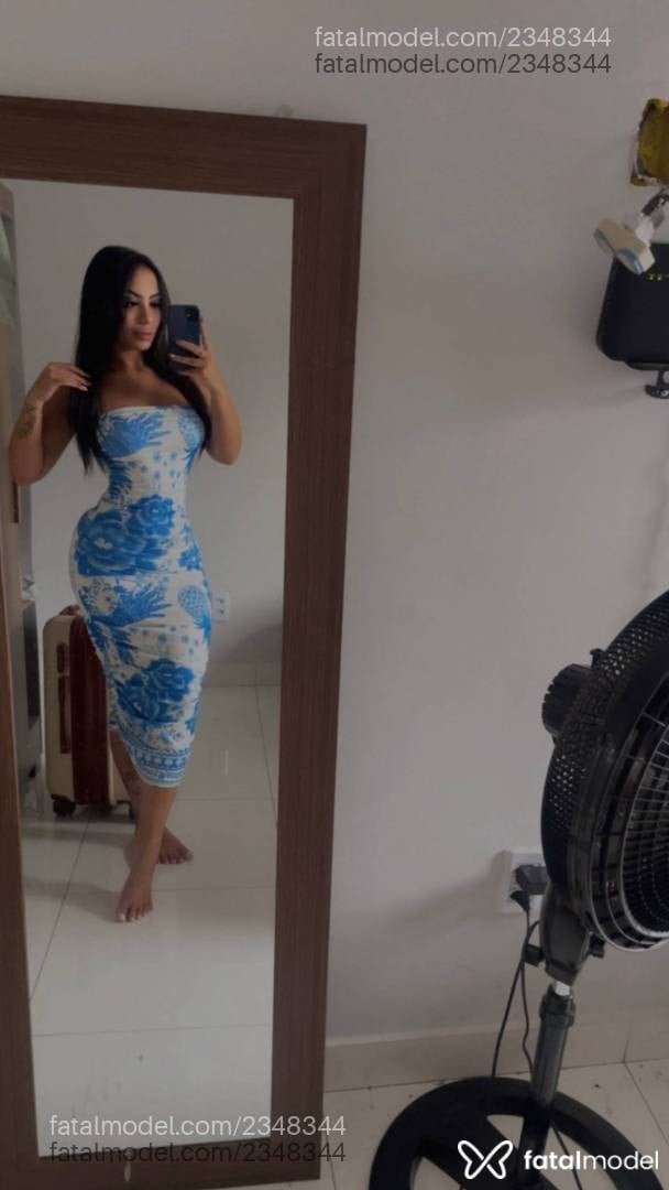 Acompanhante mulher com cabelo castanho de olhos castanhos - Eduarda