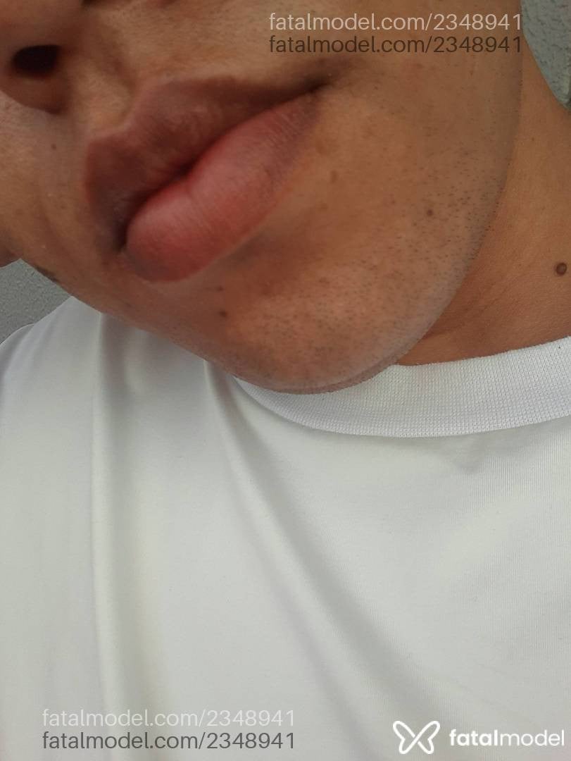 Acompanhante não-binário morena (o) de olhos pretos em São José dos Pinhais - João Victor