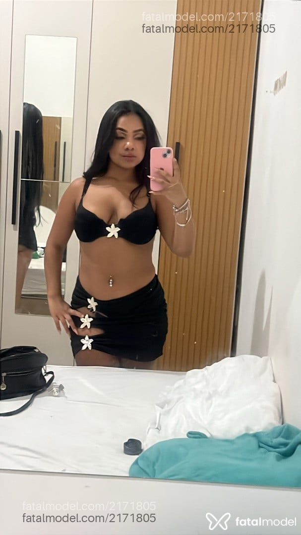 Acompanhante mulher com cabelo castanho de olhos castanhos em São José dos Campos Acompanhante mulher com cabelo castanho de olhos castanhos em São José dos Campos - Anna Lívia