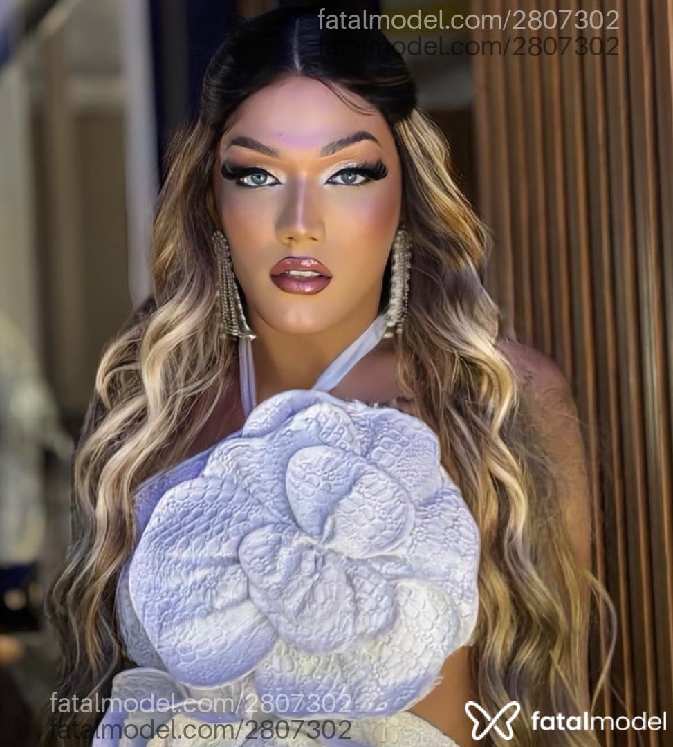 Acompanhante mulher trans loira (o) de olhos mel em Campinas - Júlia Andrade