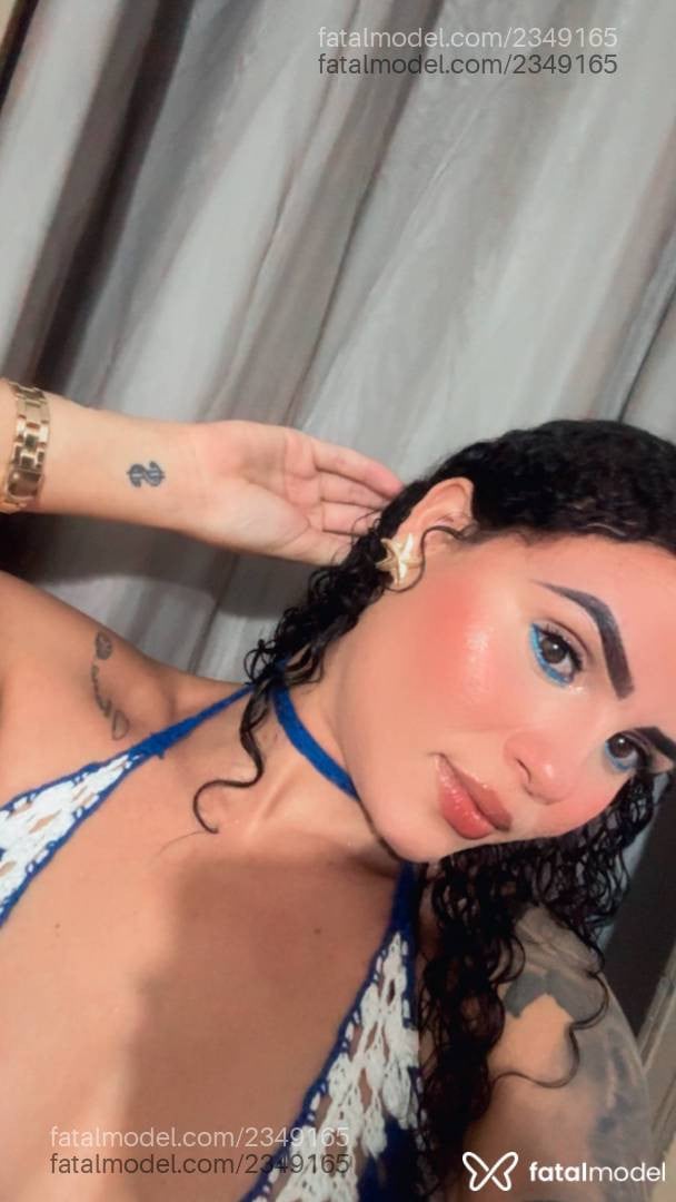 Acompanhante mulher com cabelo castanho de olhos mel - Nicoly