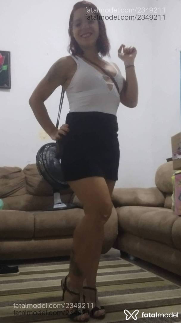 Acompanhante mulher com cabelo colorido de olhos castanhos em São Paulo - Bruna