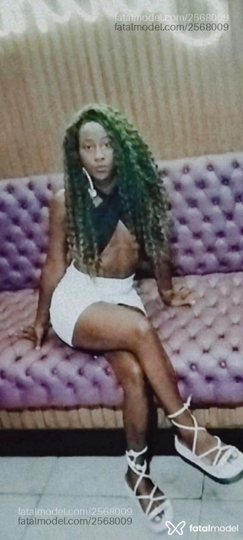 Acompanhante mulher com cabelo castanho de olhos pretos em Lorena - Polyana