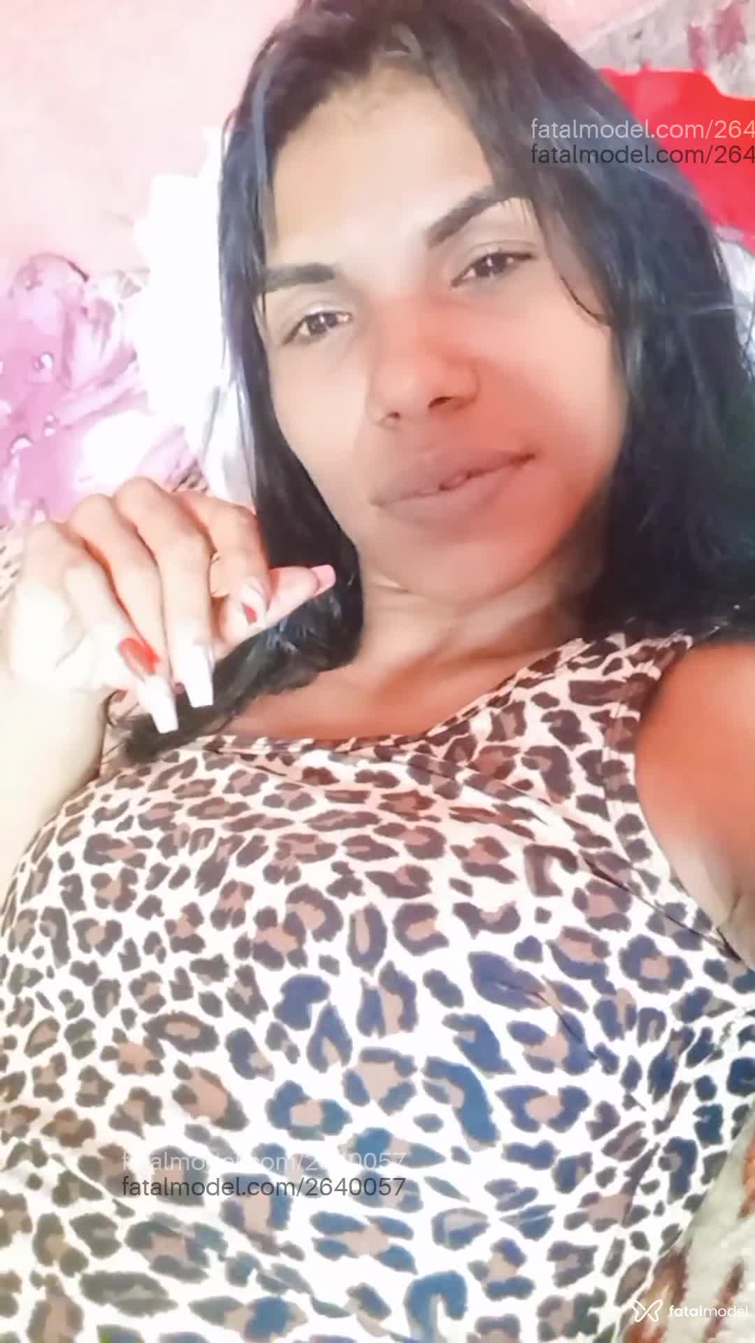 Acompanhante mulher morena (o) de olhos pretos em Porto Velho - Morena