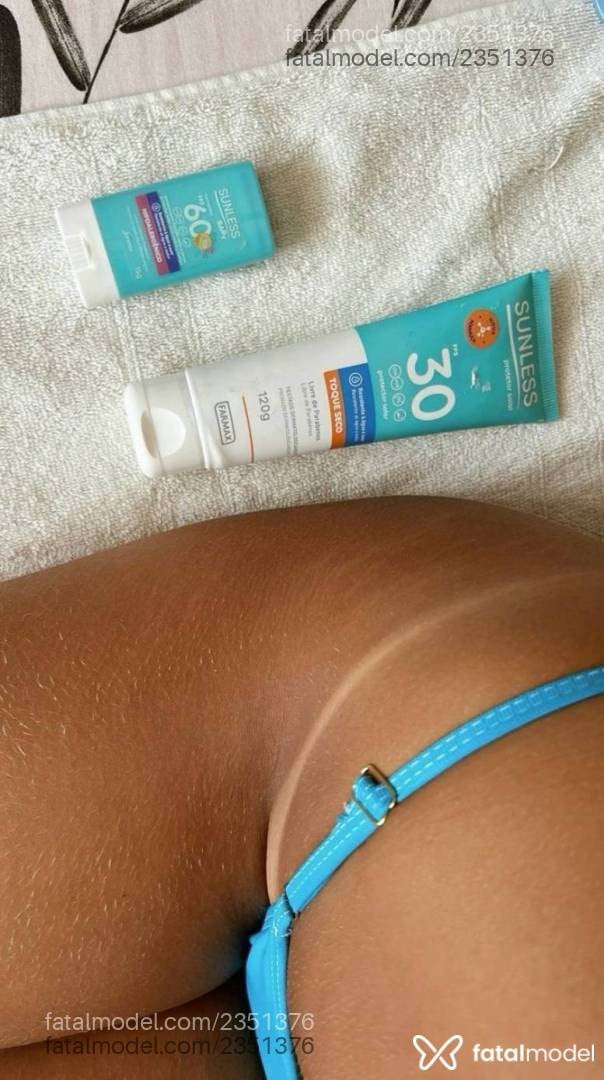 Acompanhante mulher trans com cabelo castanho de olhos castanhos em Castanhal - Larissa
