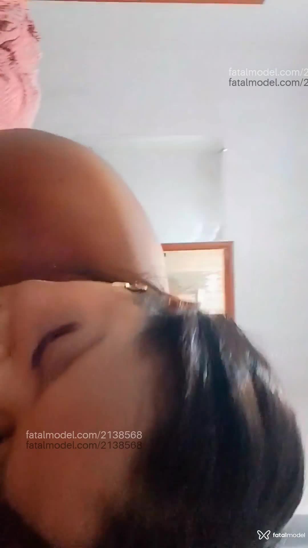 Acompanhante mulher morena (o) de olhos castanhos - Amanda Acompanhante mulher morena (o) de olhos castanhos - Amanda
