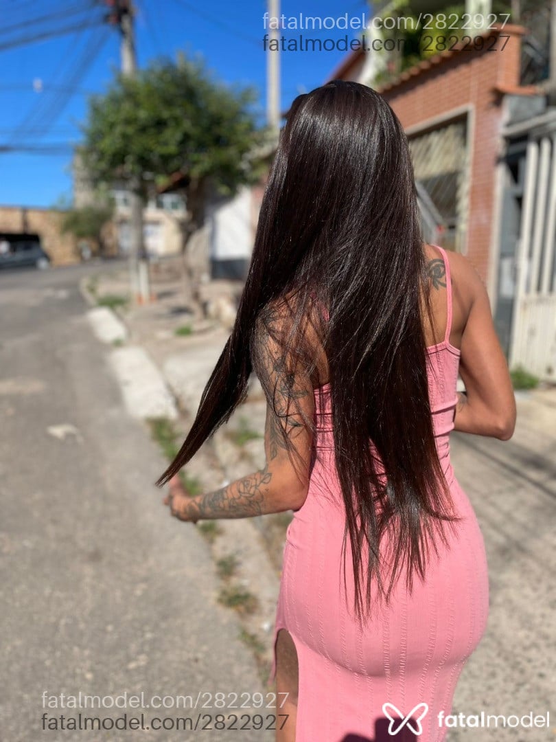 Acompanhante mulher trans com cabelo castanho de olhos verdes em Campinas - Ingridzinha