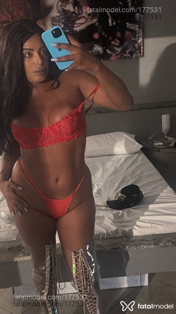 Acompanhante travesti morena (o) de olhos castanhos em Limeira - Vanessinha