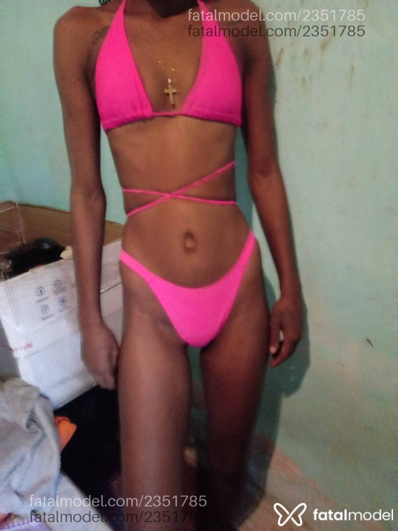 Acompanhante mulher morena (o) de olhos castanhos em Salvador - éduarda