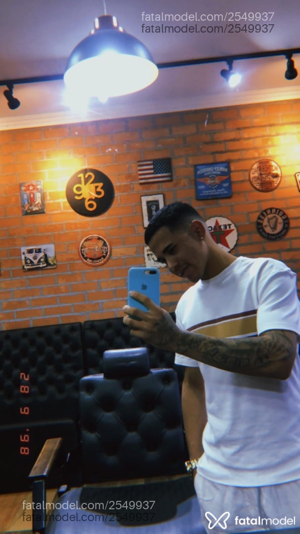 Acompanhante homem morena (o) de olhos castanhos em Londrina - Ronnie
