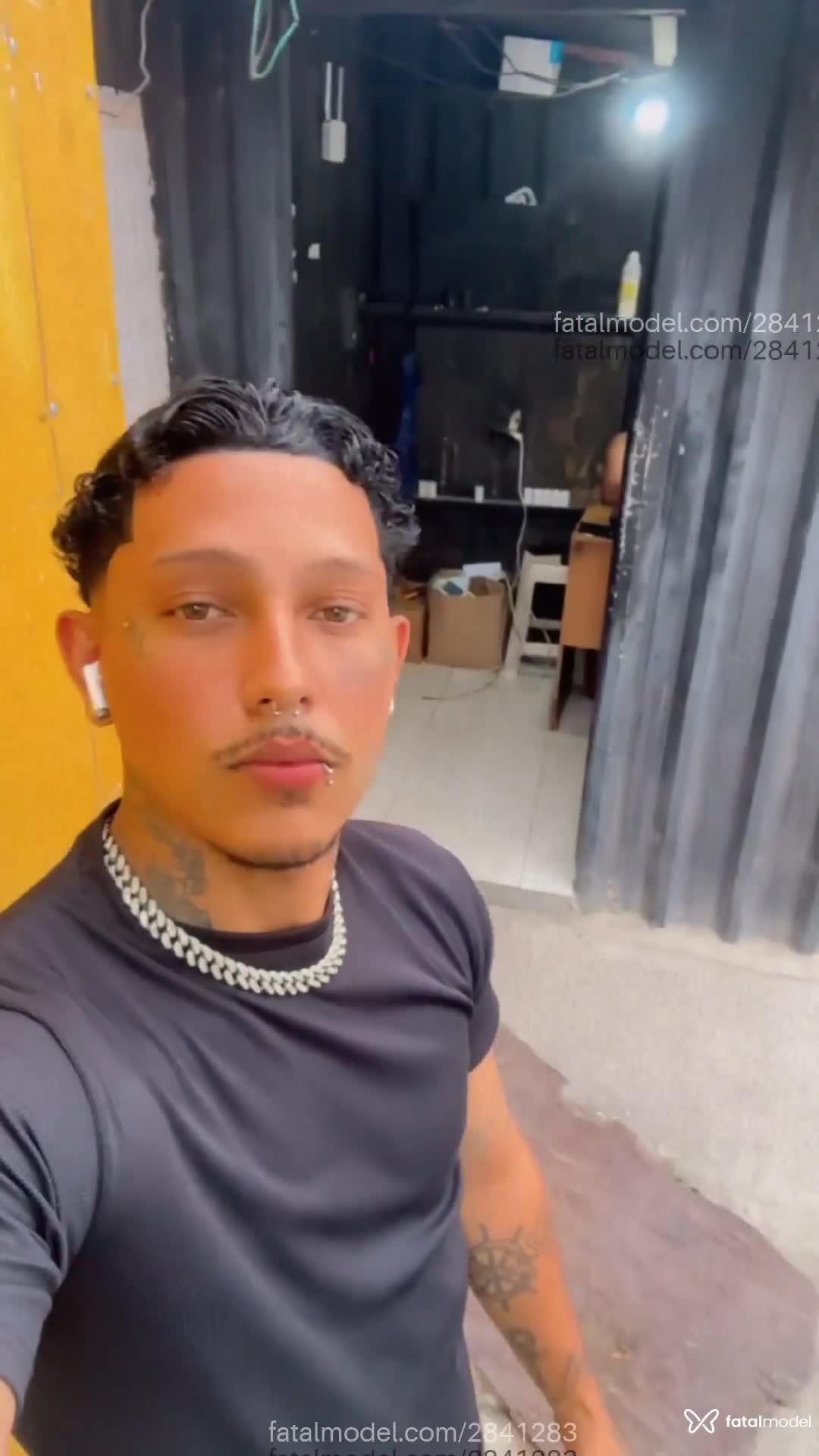 Acompanhante homem morena (o) de olhos castanhos em Rio de Janeiro Acompanhante homem morena (o) de olhos castanhos em Rio de Janeiro - Bryan