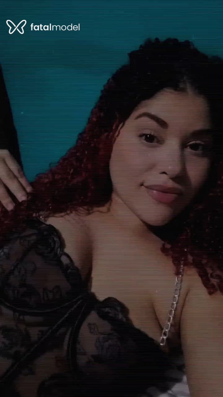 Acompanhante mulher ruiva (o) de olhos castanhos - Valentina Alencar