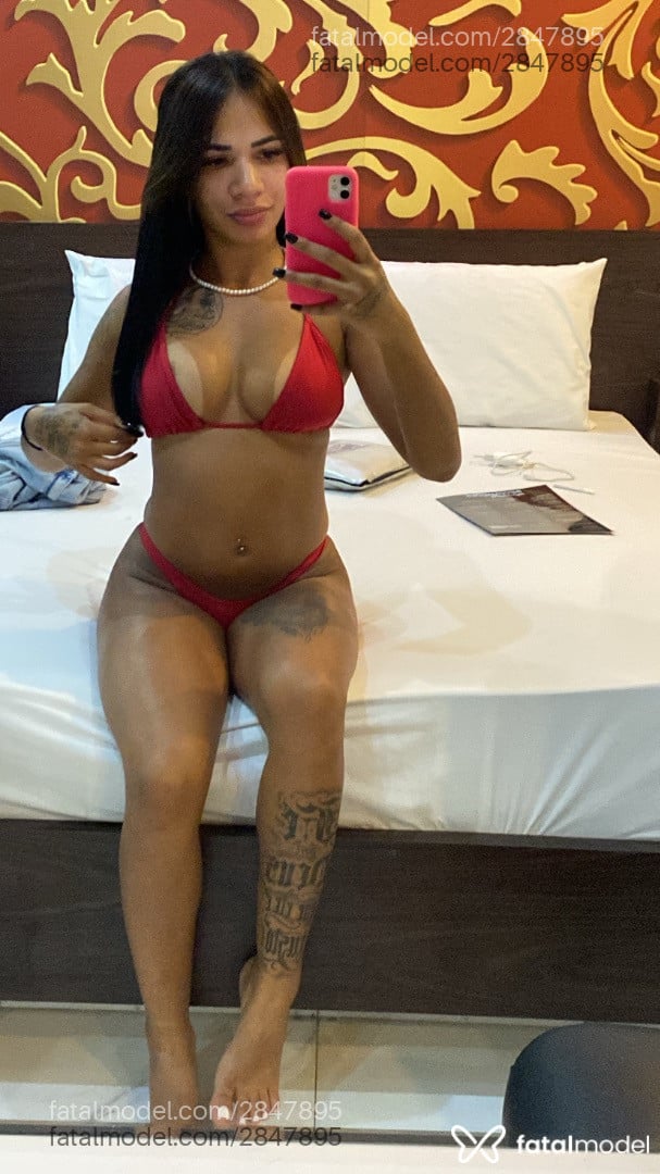 Acompanhante mulher ruiva (o) de olhos pretos em São Paulo Acompanhante mulher ruiva (o) de olhos pretos em São Paulo - Beatriz