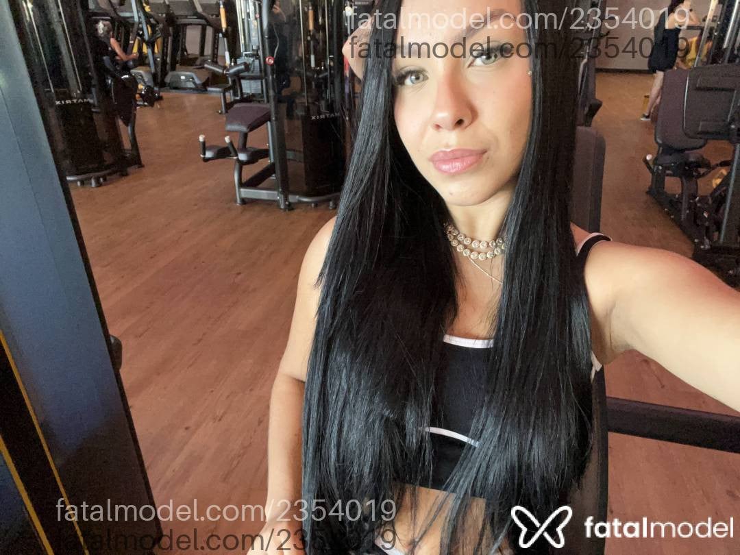 Acompanhante mulher morena (o) de olhos verdes - Ana Clara