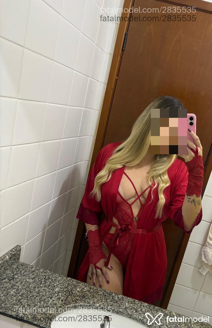 Acompanhante mulher loira (o) de olhos castanhos em Vitória - Barbara Dias