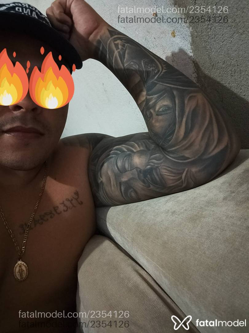 Acompanhante homem morena (o) de olhos castanhos em Fortaleza - Salomão