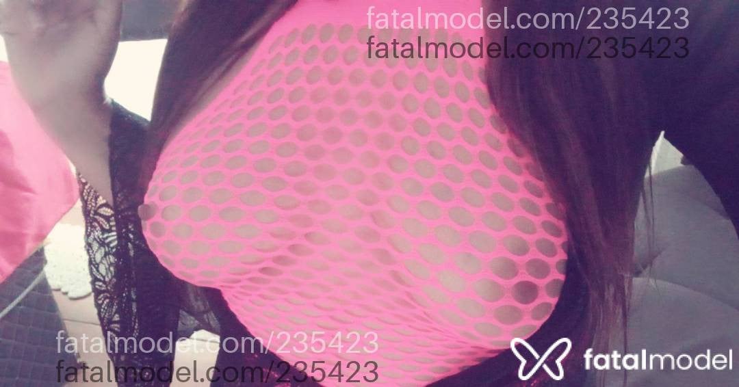 Acompanhante mulher morena (o) de olhos castanhos - Alana