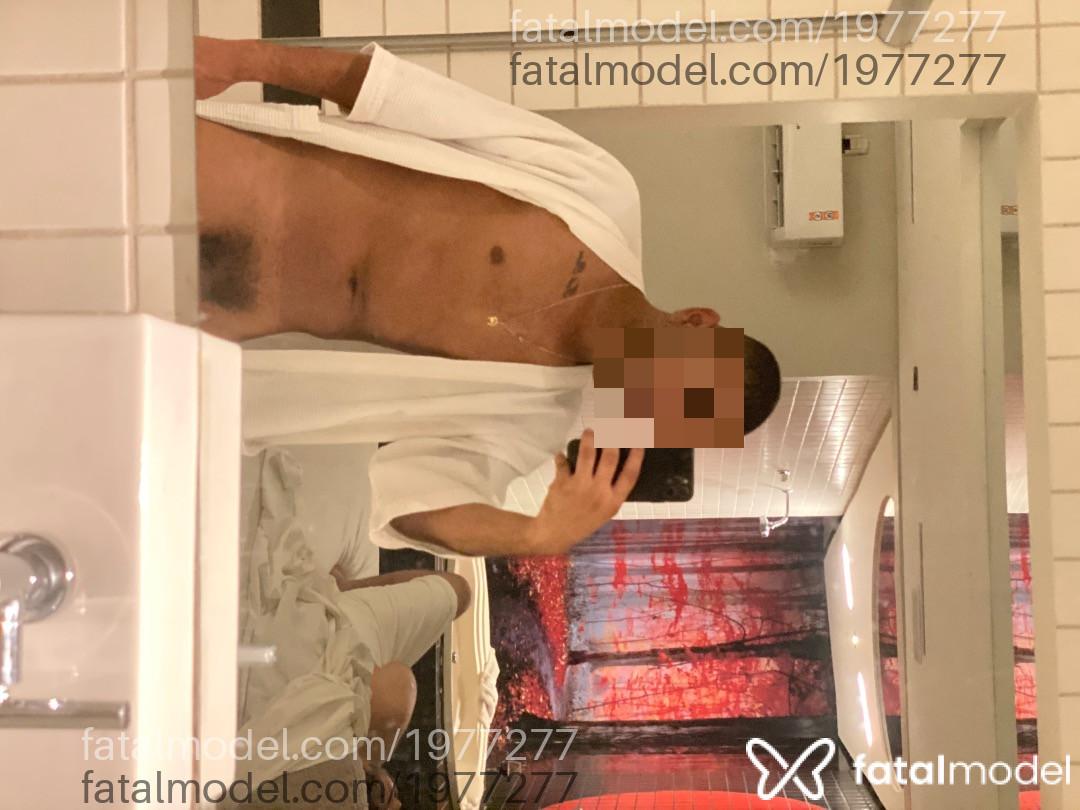 Acompanhante homem morena (o) de olhos pretos - Gabriel Acompanhante homem morena (o) de olhos pretos - Gabriel