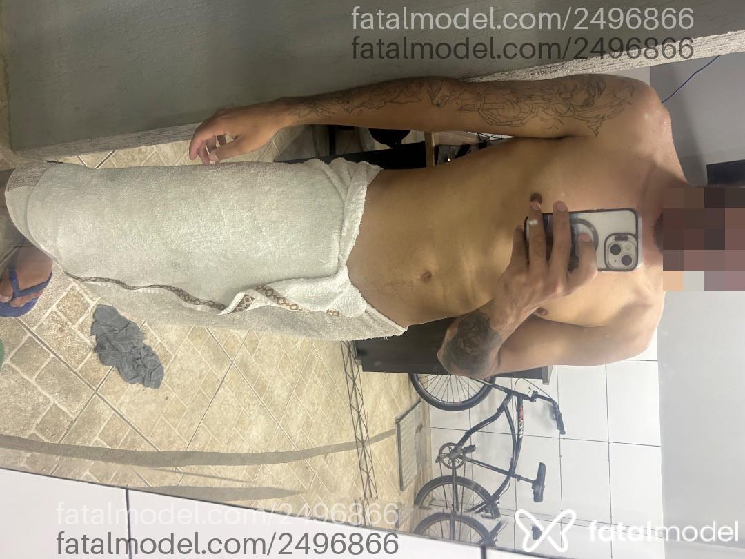 Acompanhante homem morena (o) de olhos pretos em Rio das Ostras - Carlos