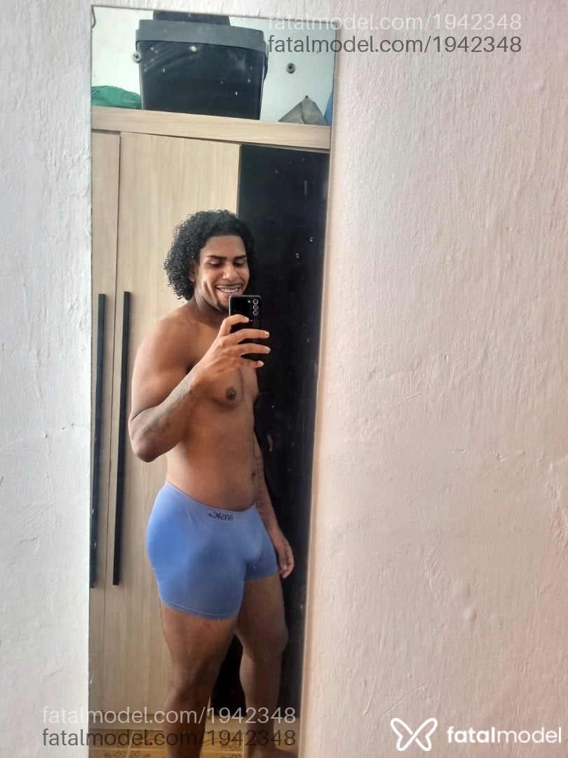 Acompanhante homem morena (o) de olhos castanhos em Virtual - felipe