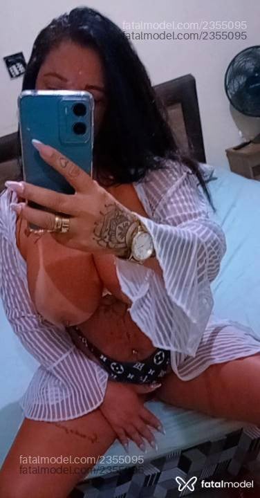 Acompanhante mulher morena (o) de olhos pretos - Sabrina Silva