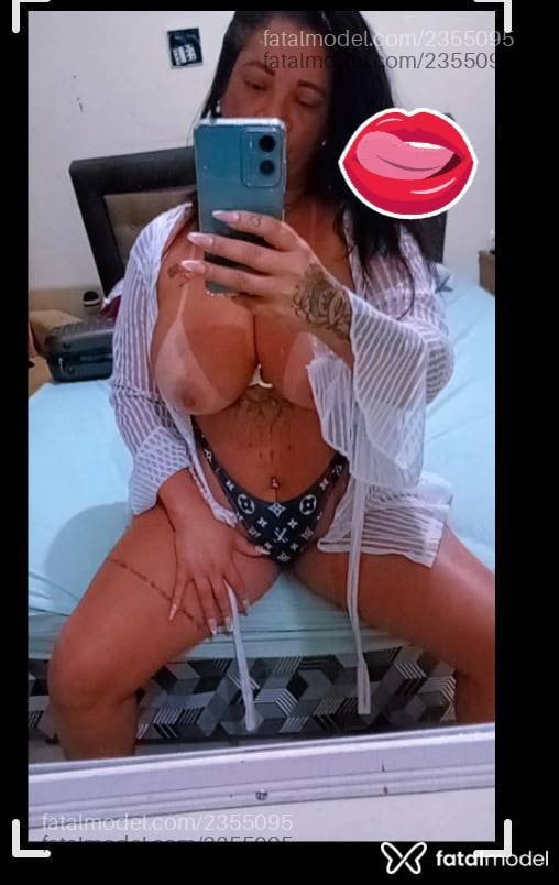 Acompanhante mulher morena (o) de olhos pretos - Sabrina Silva