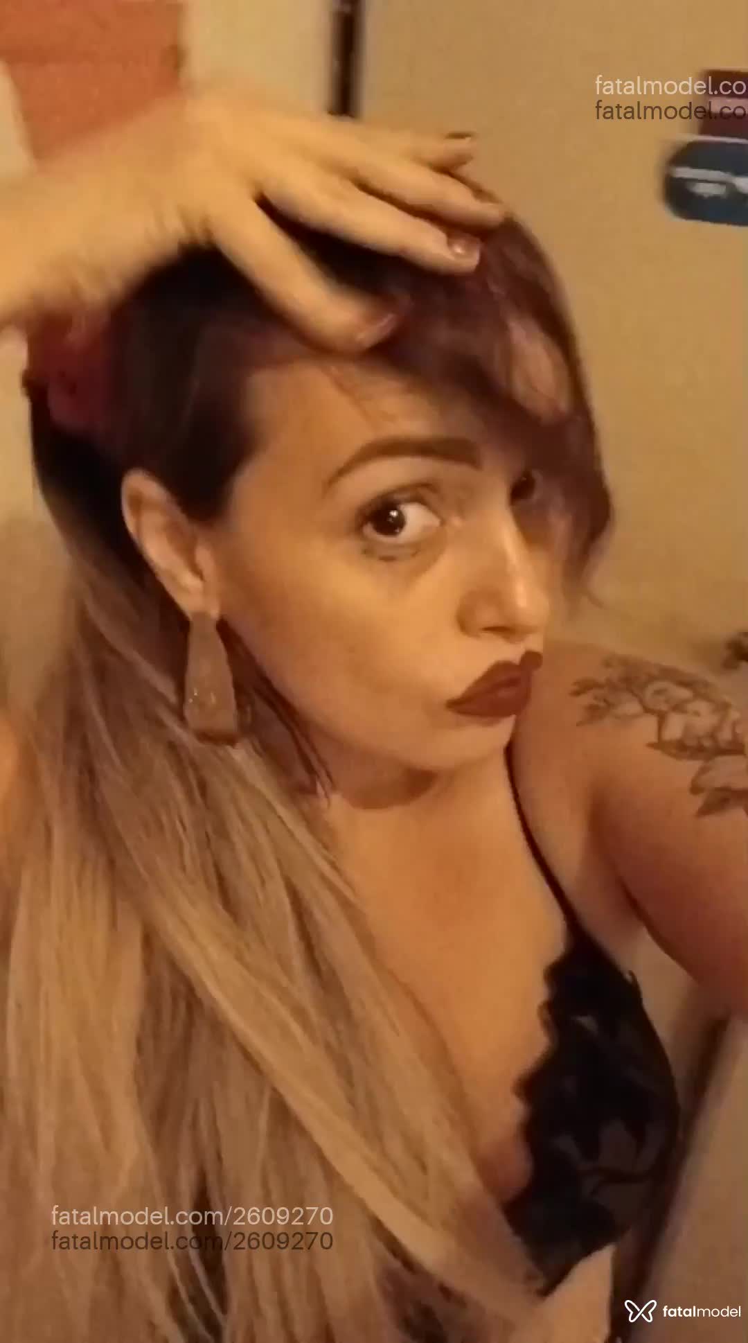 Acompanhante mulher loira (o) de olhos castanhos em São José do Rio Preto - Pérolla