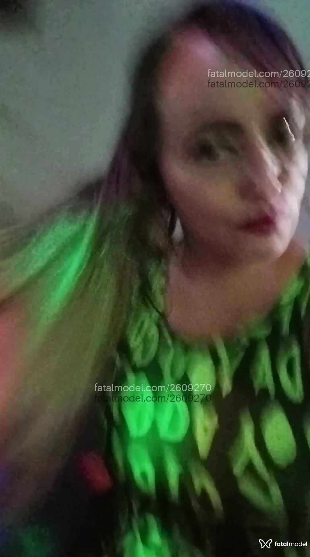 Acompanhante mulher loira (o) de olhos castanhos em São José do Rio Preto - Pérolla