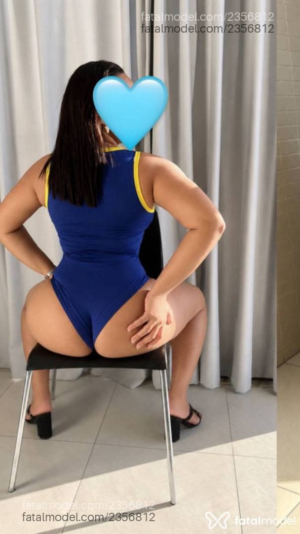 Acompanhante mulher com cabelo castanho de olhos castanhos - Amanda