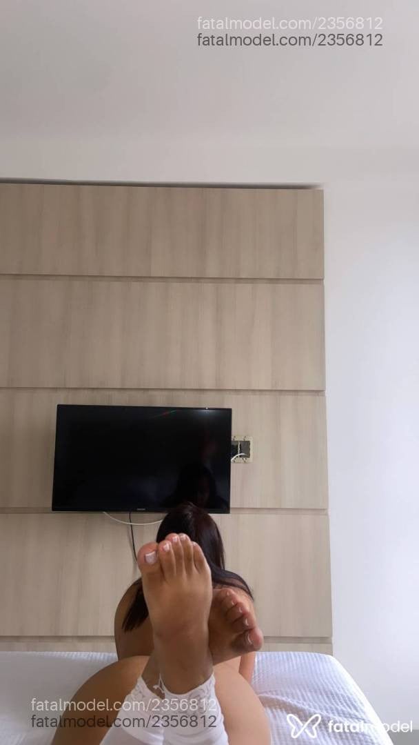 Acompanhante mulher com cabelo castanho de olhos castanhos em Campina Grande - Letícia Moura
