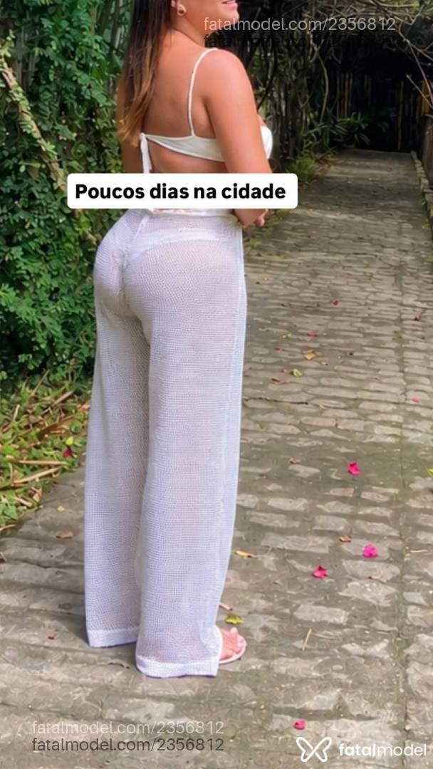 Acompanhante mulher com cabelo castanho de olhos castanhos - Amanda