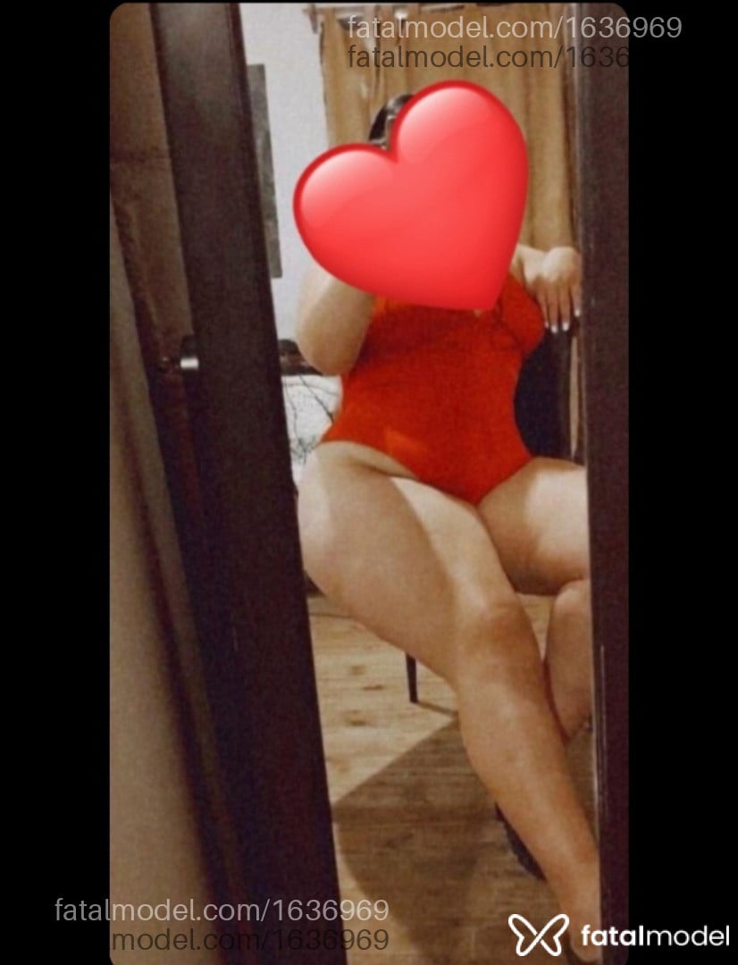 Acompanhante mulher com cabelo castanho de olhos castanhos em São Francisco do Sul - Taty Gordinhaa