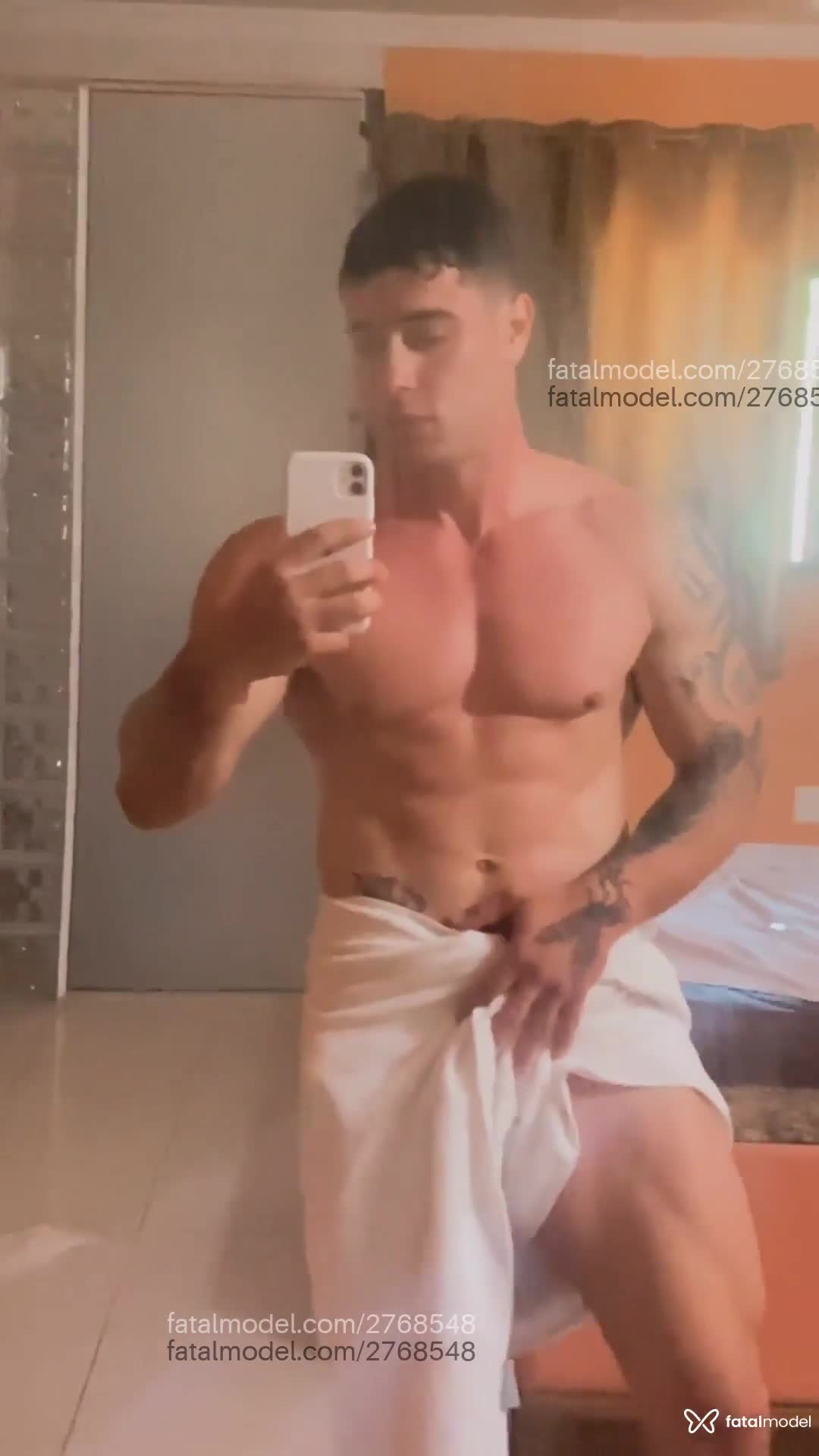 Acompanhante homem com cabelo castanho de olhos castanhos em Poços de Caldas Acompanhante homem com cabelo castanho de olhos castanhos em Poços de Caldas - Luan Santana