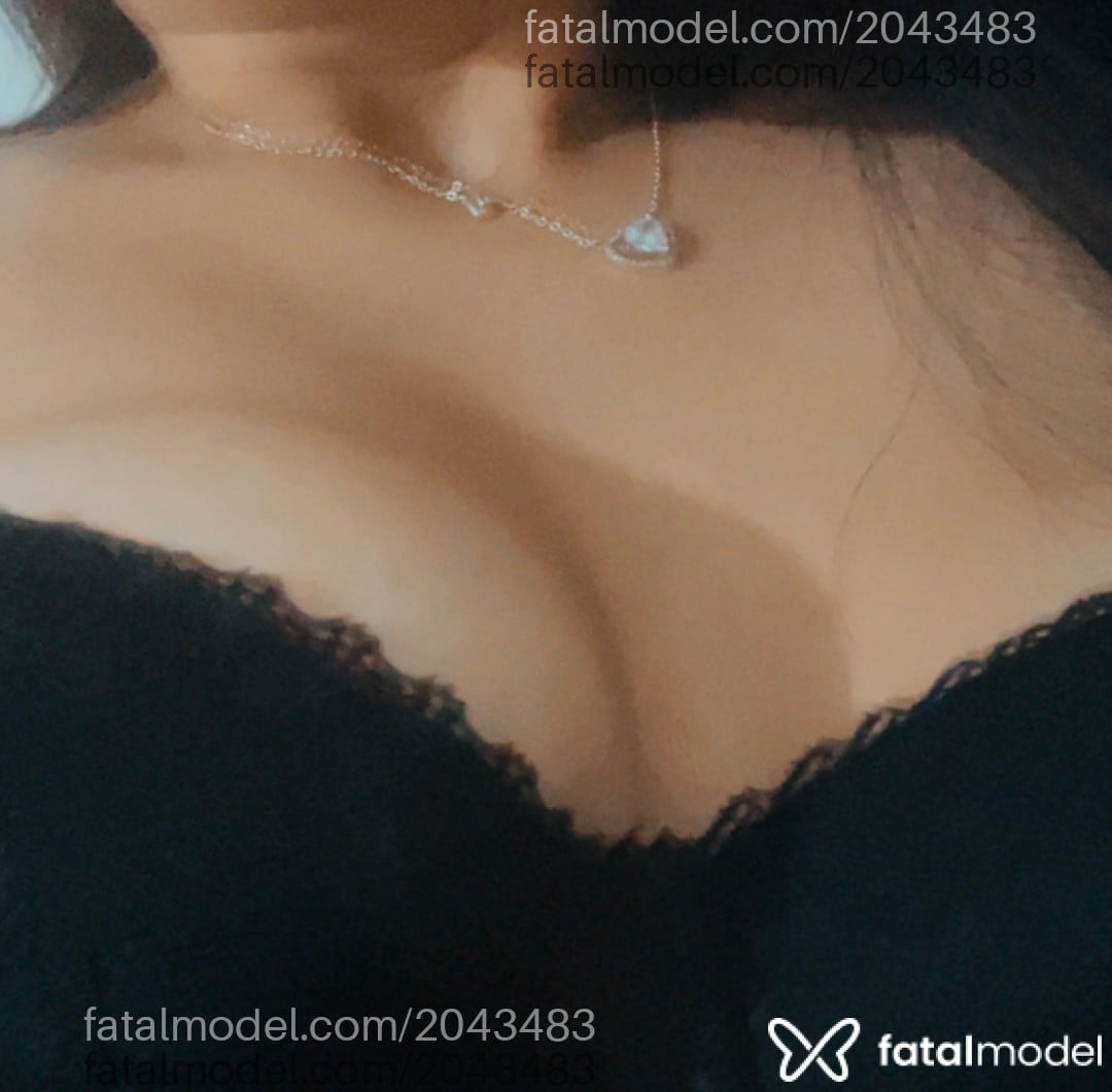 Acompanhante mulher com cabelo castanho de olhos mel em Americana Acompanhante mulher com cabelo castanho de olhos mel em Americana - Camila Souza