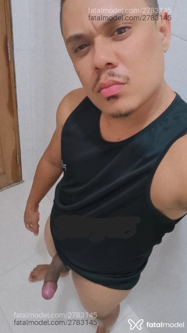 Acompanhante mulher trans com cabelo castanho de olhos castanhos em Aracaju - Dan Lessa