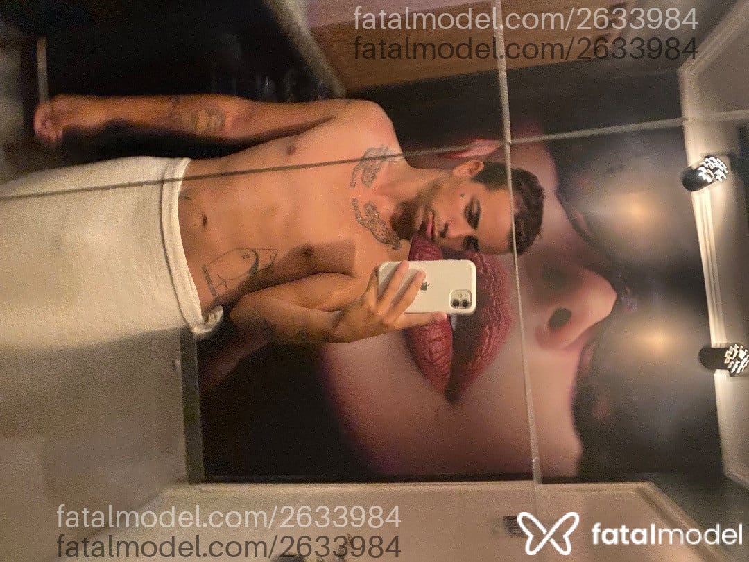 Acompanhante homem com cabelo castanho de olhos mel em Passo Fundo - Fernando