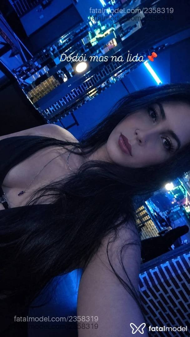 Acompanhante mulher morena (o) de olhos castanhos - Sophia Moretti