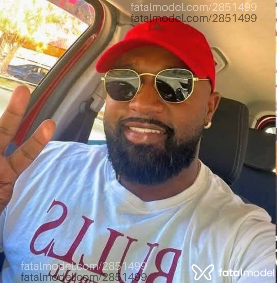Acompanhante homem morena (o) de olhos pretos em São Borja Acompanhante homem morena (o) de olhos pretos em São Borja - Souza