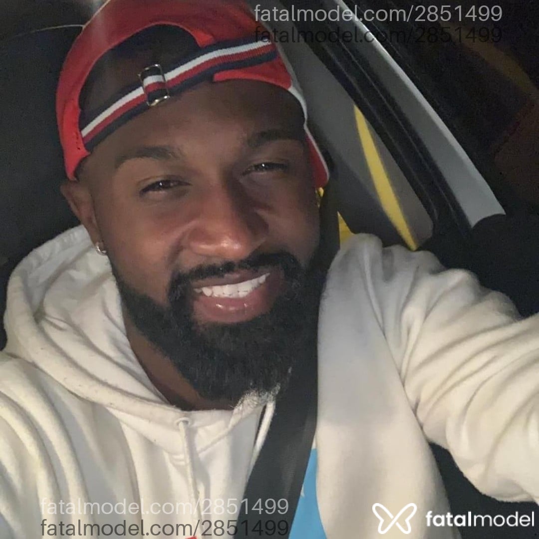 Acompanhante homem morena (o) de olhos pretos em São Borja Acompanhante homem morena (o) de olhos pretos em São Borja - Souza