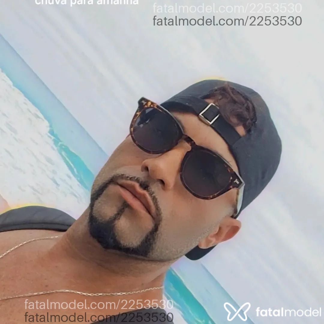 Acompanhante homem morena (o) de olhos castanhos em Rio de Janeiro - Arthur Monteiro