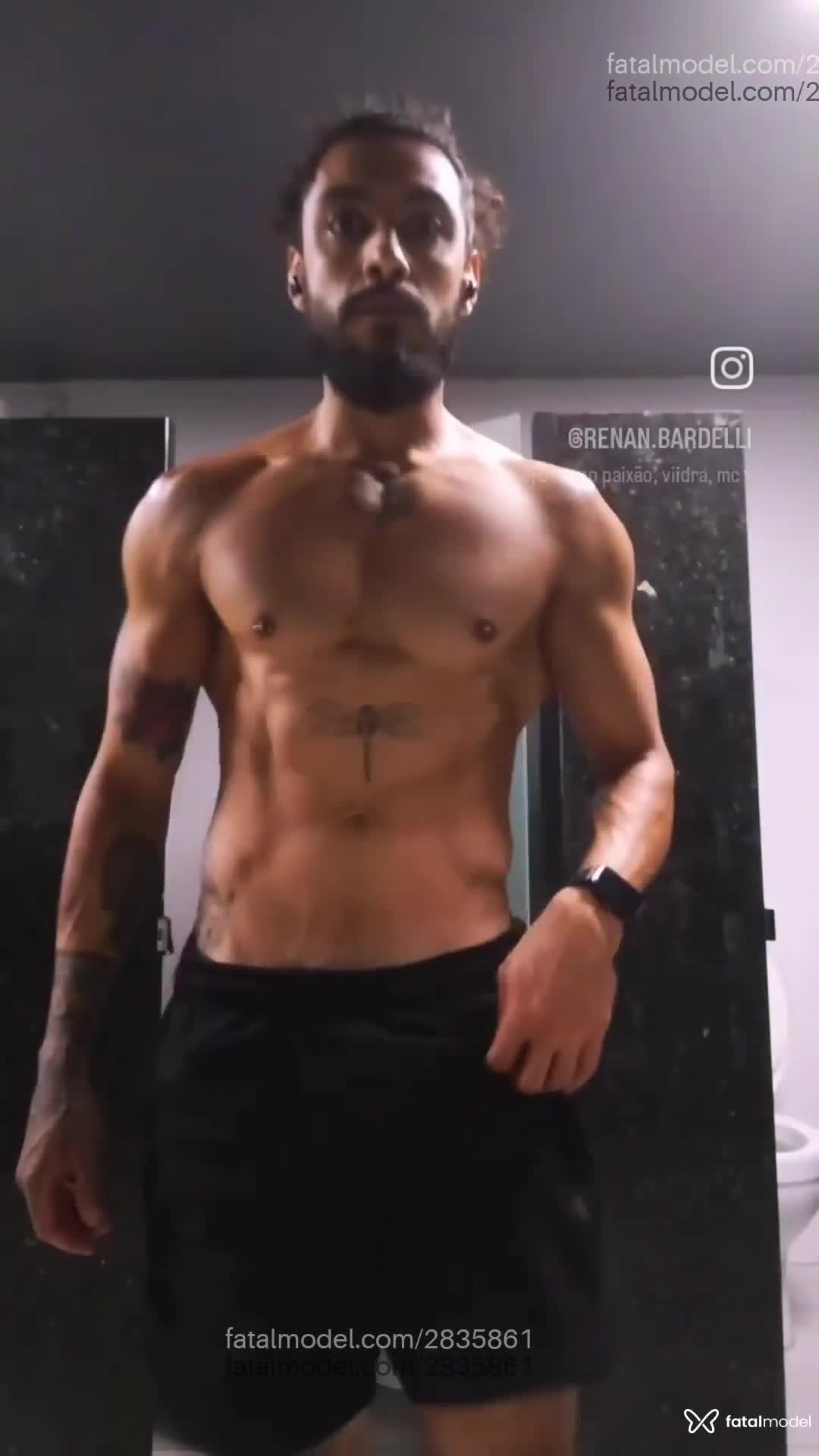 Acompanhante homem morena (o) de olhos castanhos em São Paulo Acompanhante homem morena (o) de olhos castanhos em São Paulo - Nan Saint