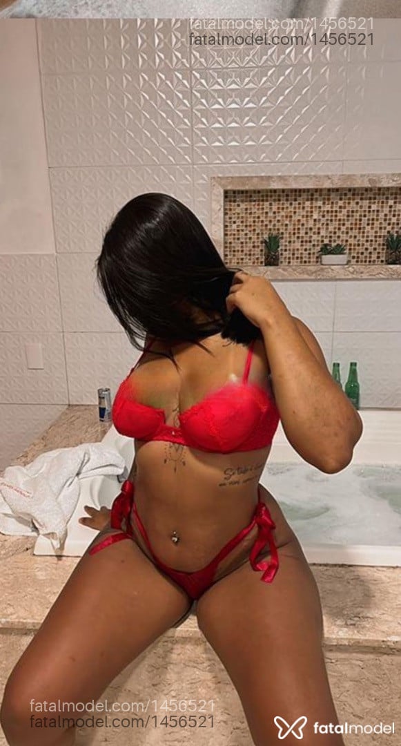 Acompanhante mulher morena (o) de olhos castanhos em Cuiabá Acompanhante mulher morena (o) de olhos castanhos em Cuiabá - Pamela Souza