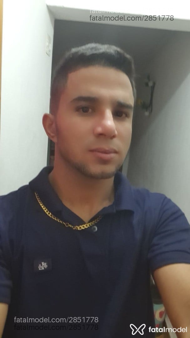 Acompanhante homem com cabelo castanho de olhos castanhos em Piracicaba Acompanhante homem com cabelo castanho de olhos castanhos em Piracicaba - Jhon Jhon
