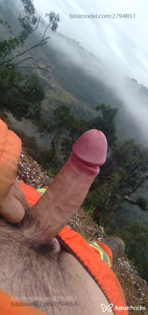 Acompanhante homem morena (o) de olhos castanhos em Santos - Meteus