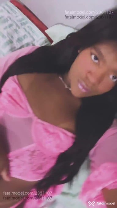 Acompanhante mulher trans morena (o) de olhos castanhos em Atibaia - Kerolayne