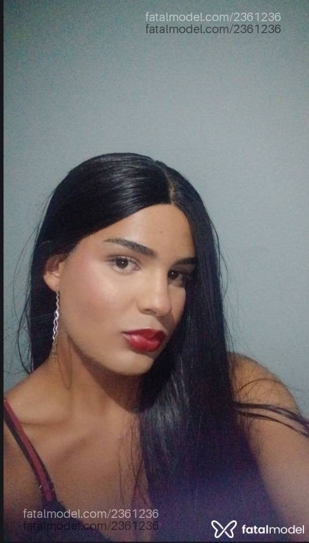 Acompanhante mulher trans loira (o) de olhos castanhos em Porto Seguro - Maya