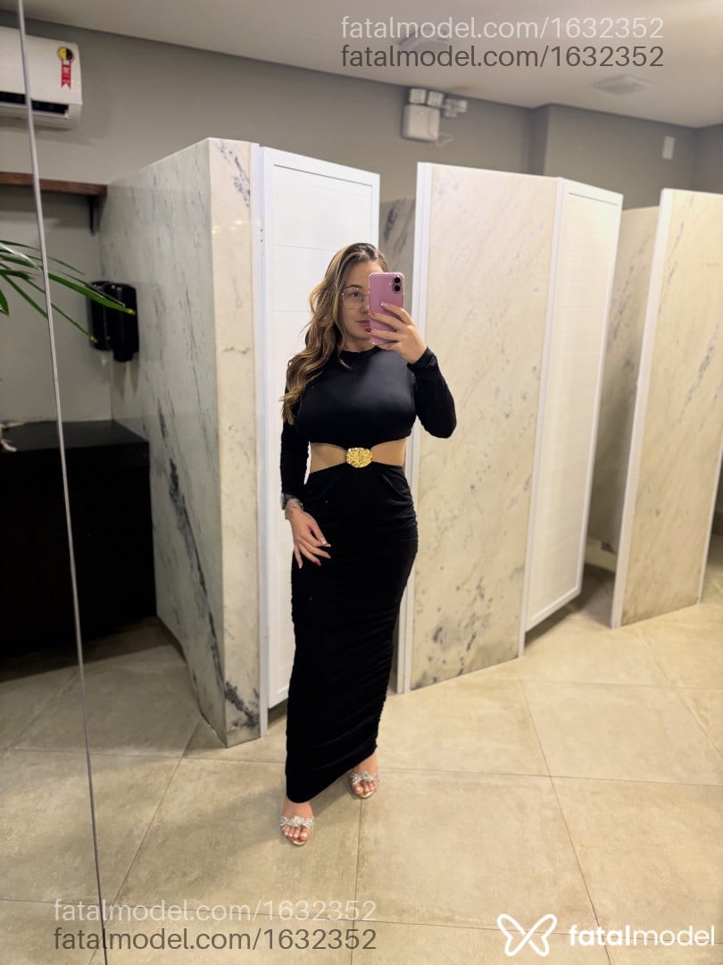 Acompanhante mulher loira (o) de olhos mel em Araxá - Hayra Gabriely